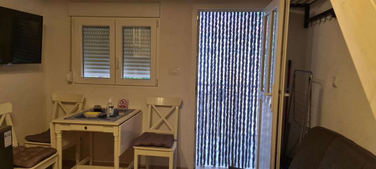 Studio Apartman Loreta كريس المظهر الخارجي الصورة