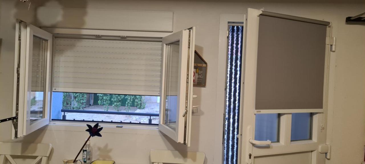 Studio Apartman Loreta كريس المظهر الخارجي الصورة