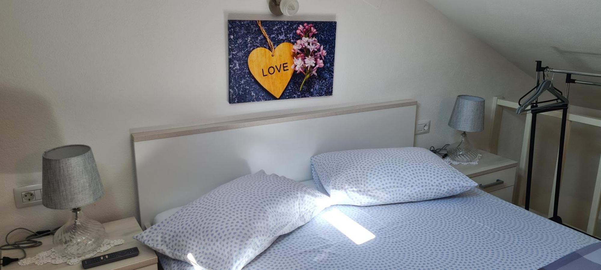 Studio Apartman Loreta كريس المظهر الخارجي الصورة